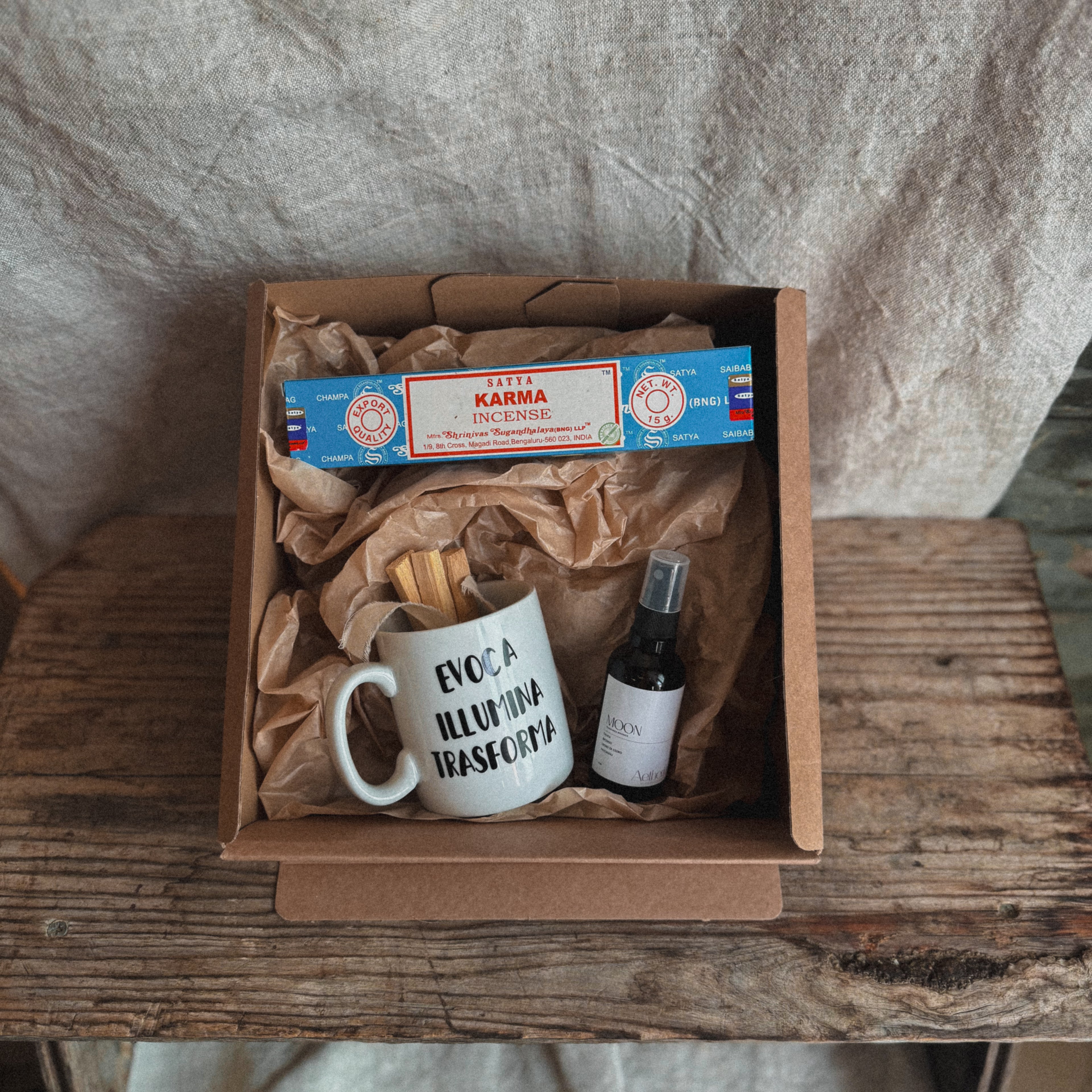 MOON – RITUAL BOX - V. Natural Lab